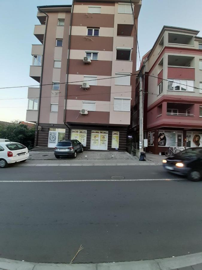 Mm Apartman Kruševac Buitenkant foto